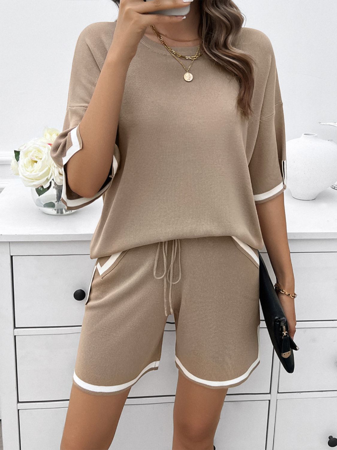 Contrast Trim Round Neck Top and Shorts Set